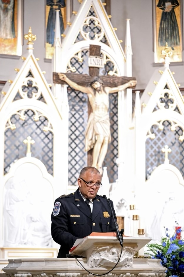 Chief Michael Reese addresses the Blue Mass.
